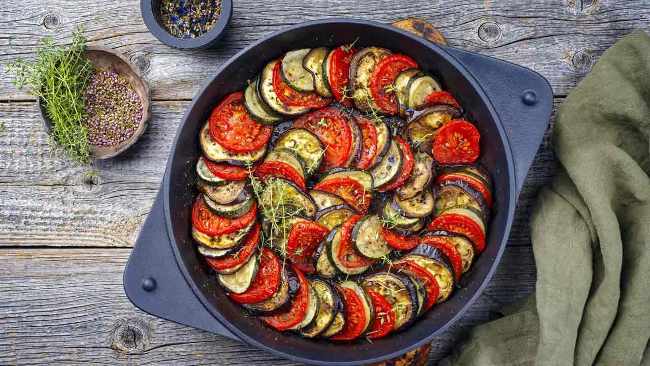 Masterchef Ratatouille (Ratatuy) Tarifi: Ratatuy Nasıl Yapılır ...