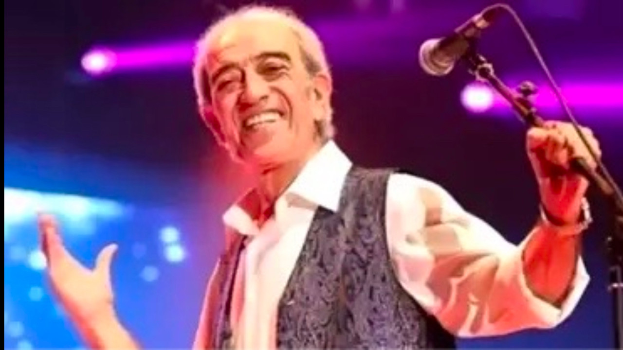 Türk müziğinin efsanesiydi: Usta sanatçı Edip Akbayram hayatını kaybetti