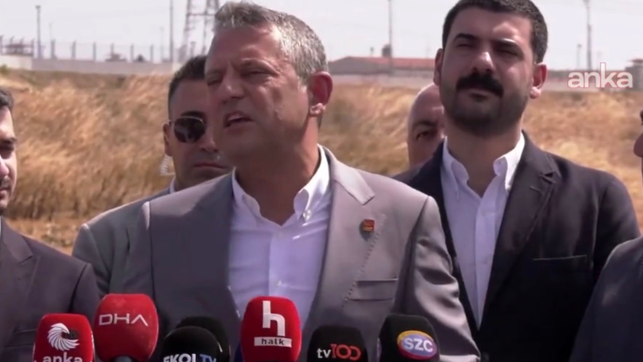 Lan sen Aydın’dan tekme tokat kovuldun… Özgür Özel’e jet hızıyla soruşturma Lan sen Aydın’dan tekme tokat kovuldun… Özgür Özel’e jet hızıyla soruşturma