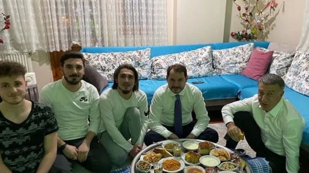 https://i.medyafaresi.com/2/630/354//files/2019/11/29/927933/927933.jpg?v=1575022936 https://i.medyafaresi.com/2/630/354//files/2019/11/29/927933/927933.jpg?v=1575022936