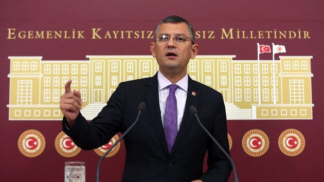 CHP: Erdoğan Orhan Pamuk ile Can Dündar'ı mı karıştırdı?