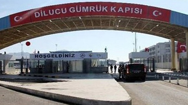 Türkiye İran ile tüm sınır kapılarını kapattı