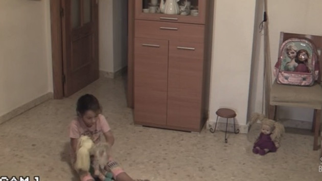 Bu evde eşyalar kendi kendine yer değiştiriyor Korku evi