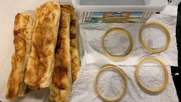 Çaydanlık ve Börek İçine Saklanan 15 Milyon Euro’luk Altın Gümrükte