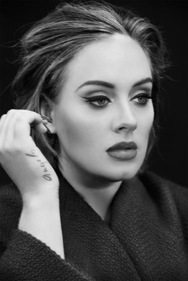 grammy odullu sarkici adele