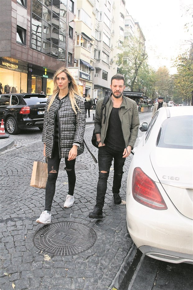 Duygu Bal Kimdir Medyafaresi Com Mobil