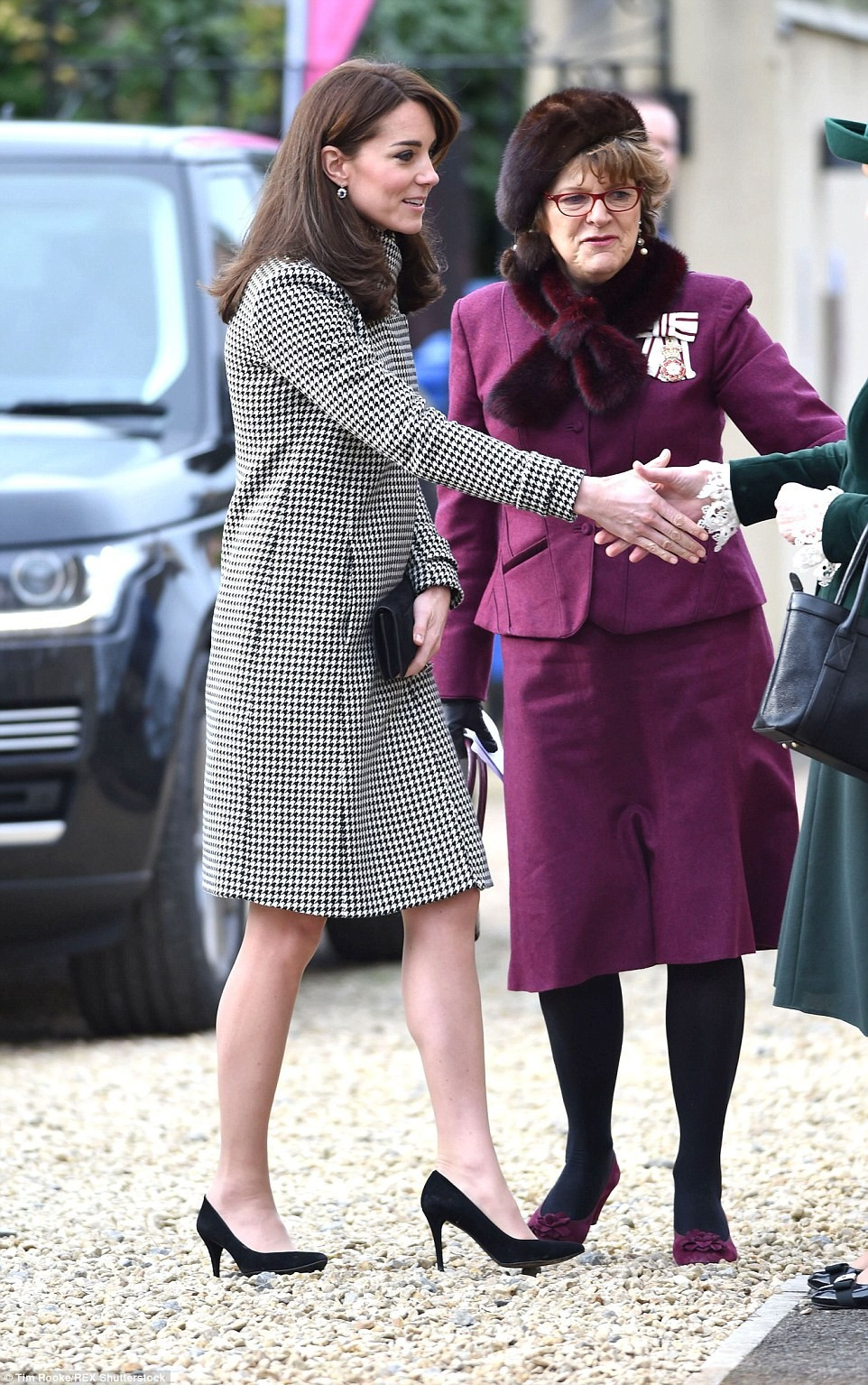 Kate Middleton'un elbisesi hangi marka, fiyatı ne? - Resim: 5