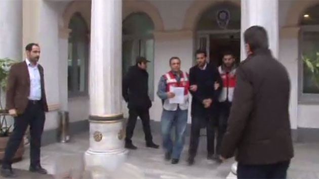 Ünlü yönetmen Sinan Çetin’in oğlu Rüzgar çetin tutuklandı - Resim: 2