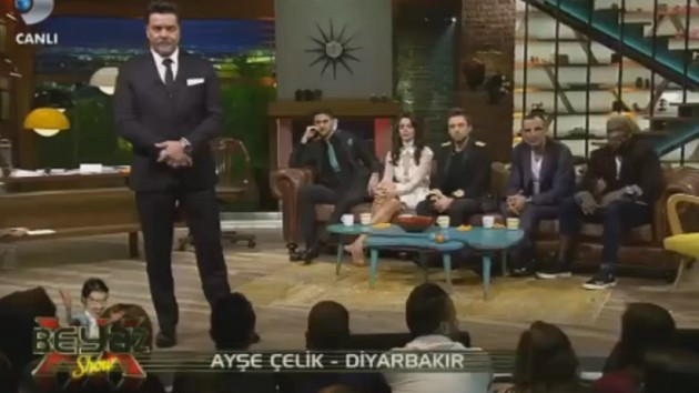 Sabah, Beyaz Show'u arayan Diyarbakırlı Ayşe Öğretmen'in peşine düştü - Resim: 1