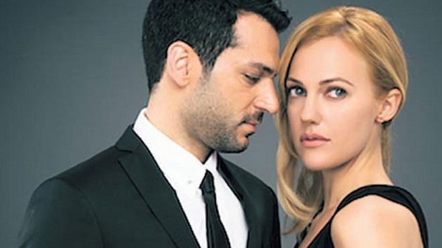 Meryem Uzerli'nin Gecenin Kraliçesi'ndeki sevişme sahneleri olay oldu - Resim: 2