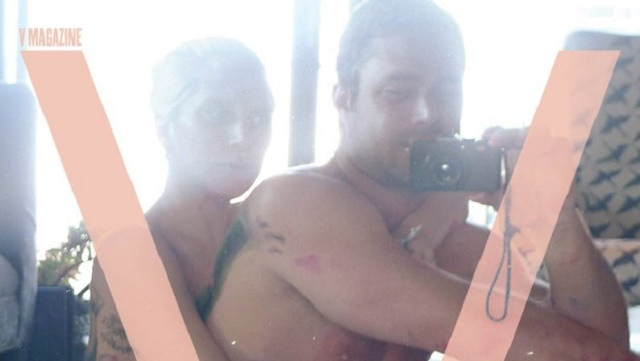 Lady Gaga dövme yaptırdığı anı Snapchat'te paylaştı - Resim: 2