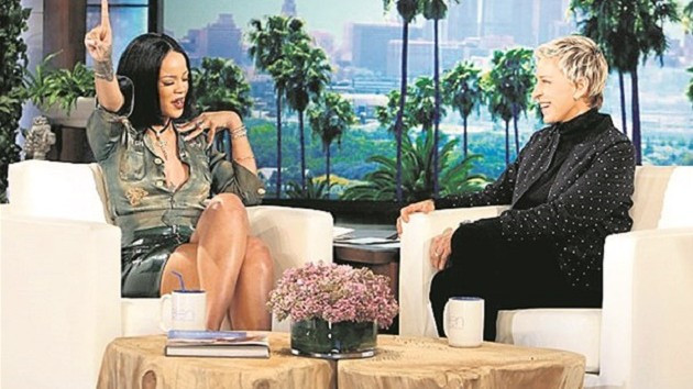 Rihanna Michael Jackson ve Madonna'yı geride bıraktı - Resim: 2