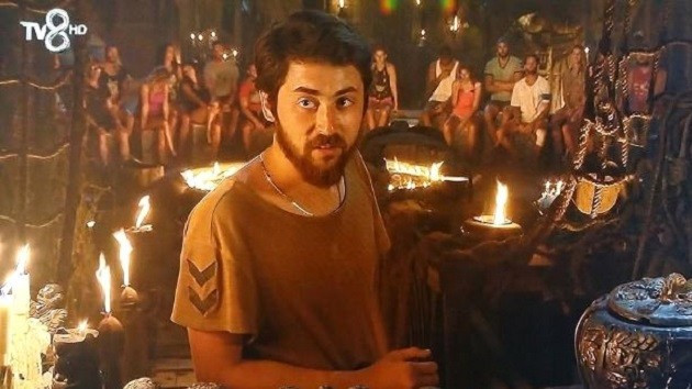 Tuğba Özay hangi yarışmacıyı yılana benzetti? - Resim: 1