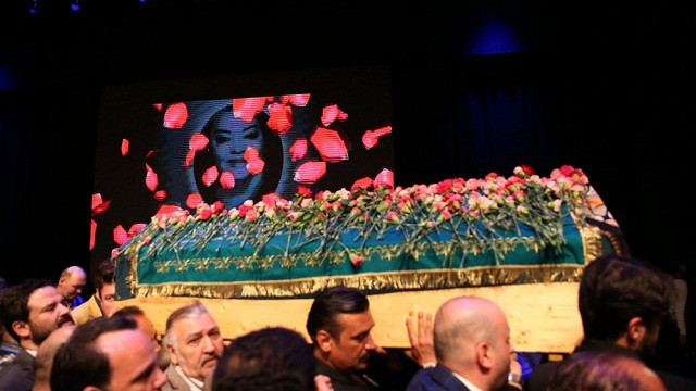 Oya Aydoğan'ın serveti ortaya çıktı! - Resim: 2