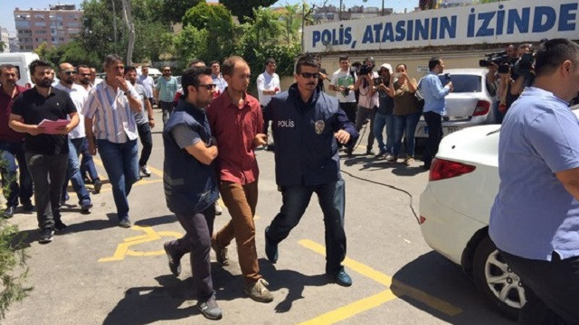 Son dakika haberi: Seri katil Atalay Filiz ile selfie çeken polisler açığa alındı - Resim: 1