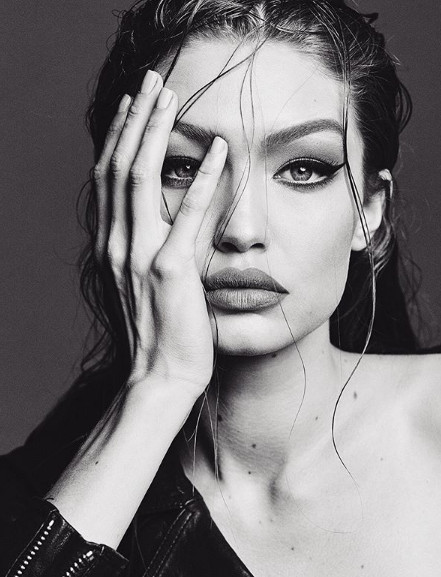 gigi hadid in koltuk alti killari tartisma yaratti medyafaresi com mobil