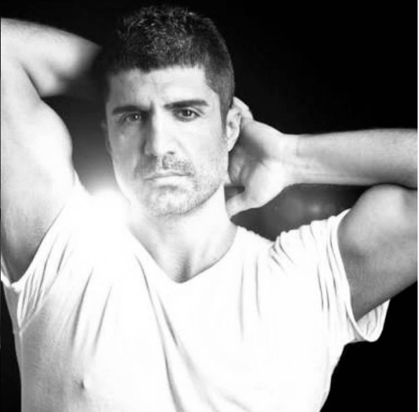 Özcan Deniz�in saçlarını boyatmamış hali herkesi şoke etti
