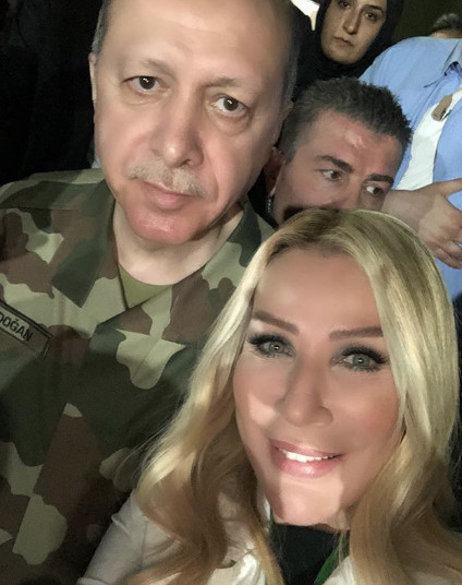 Seda Sayan Dan Tuhaf Aciklama Allah Tarafindan Gorevli Olarak Gonderildim Medyafaresi Com Mobil