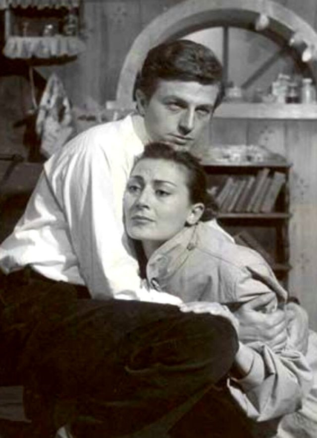 Duayen sanatçı Yıldız Kenter'in film gibi hayat öyküsü - MedyaFaresi.com
