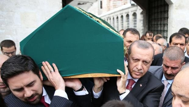 Erdoğan Aziz Gülbaran'ın cenaze törenine katıldı - Resim: 3