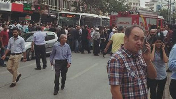 Ankara'da otobüs durağa daldı! 12 ölü - Resim: 1