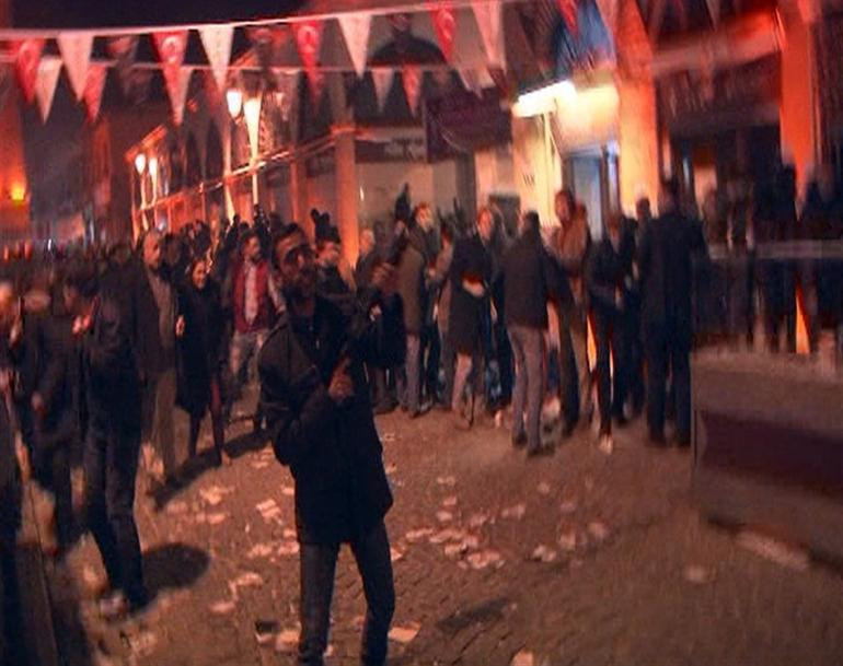 Adana'da kebap festivaline pompalı tüfekli saldırı - Resim: 1