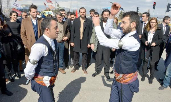Erzurum'da Diriliş Ertuğrul dizisi ekibine atlı ve mehterli kaşılama - Resim: 2