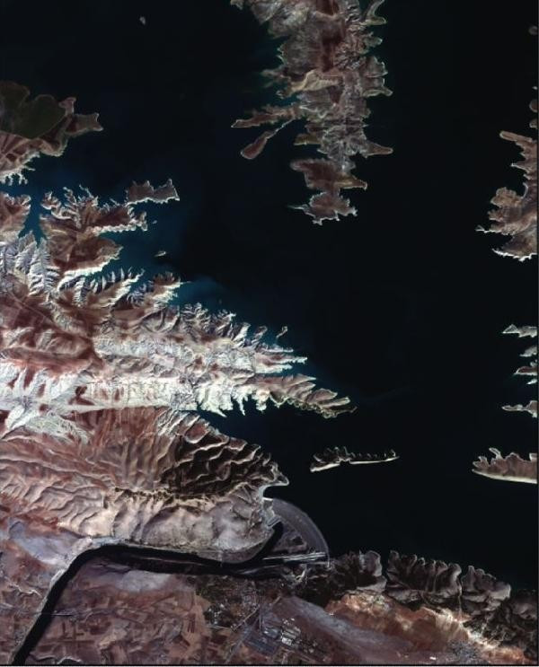 Dünya etrafındaki turunu 98 dakikada tamamlayan GÖKTÜRK-2 Uydusu'ndan fotoğraflar - Resim: 1