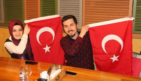 Teröre karşı Türk Bayrağı kampanyası başlatıldı - Resim: 3