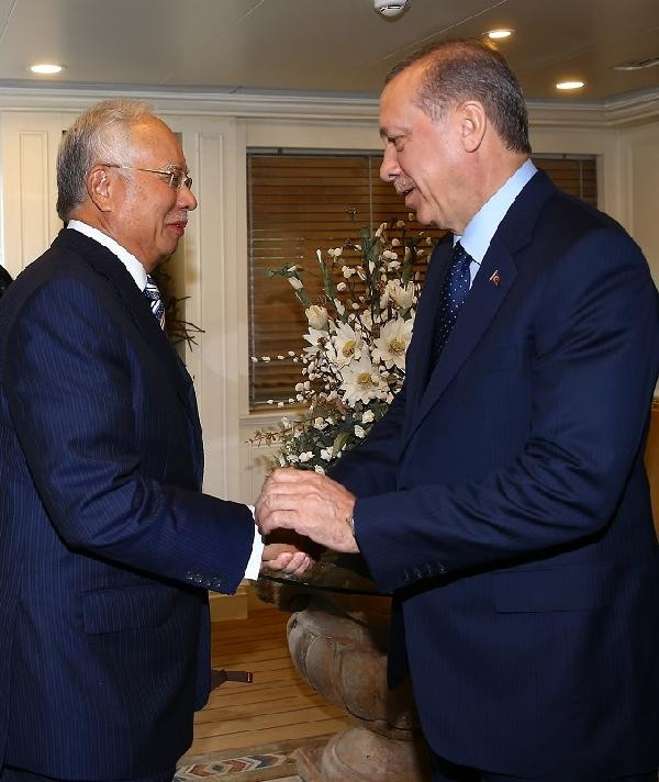 Erdoğan, konuk liderlere Savarona Yatı'nda Boğaz turu eşliğinde yemek verdi - Resim: 4