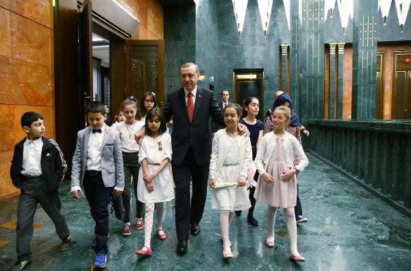 Çorumlu Necip Can, Cumhurbaşkanı Erdoğan'a ağlayarak terörü sordu - Resim: 7