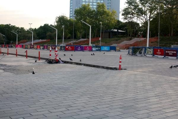 Taksim Meydanı'na çıkan yollar araç trafiğine kapatıldı - Resim: 6