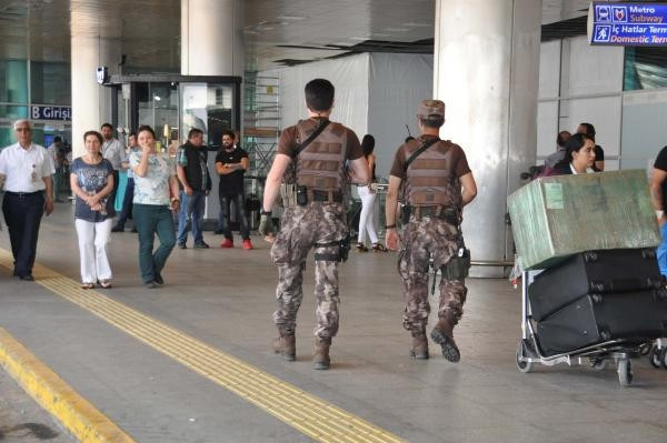 Atatürk Havalimanı'nda güvenlik en üst düzeyde - Resim: 4