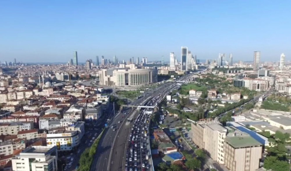 İstanbul trafiğinin bittiği gün! Havadan görüntüler - Resim: 1