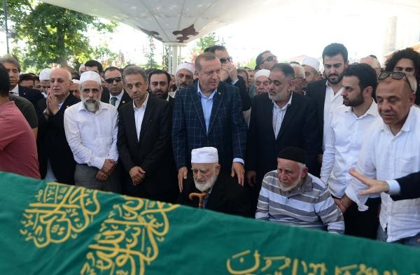 Erdoğan, Osman Nuri Önügören'in cenazesine katıldı - Resim: 2