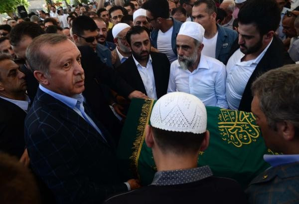 Erdoğan, Osman Nuri Önügören'in cenazesine katıldı - Resim: 3