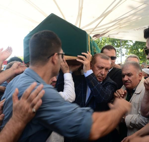Erdoğan, Osman Nuri Önügören'in cenazesine katıldı - Resim: 4