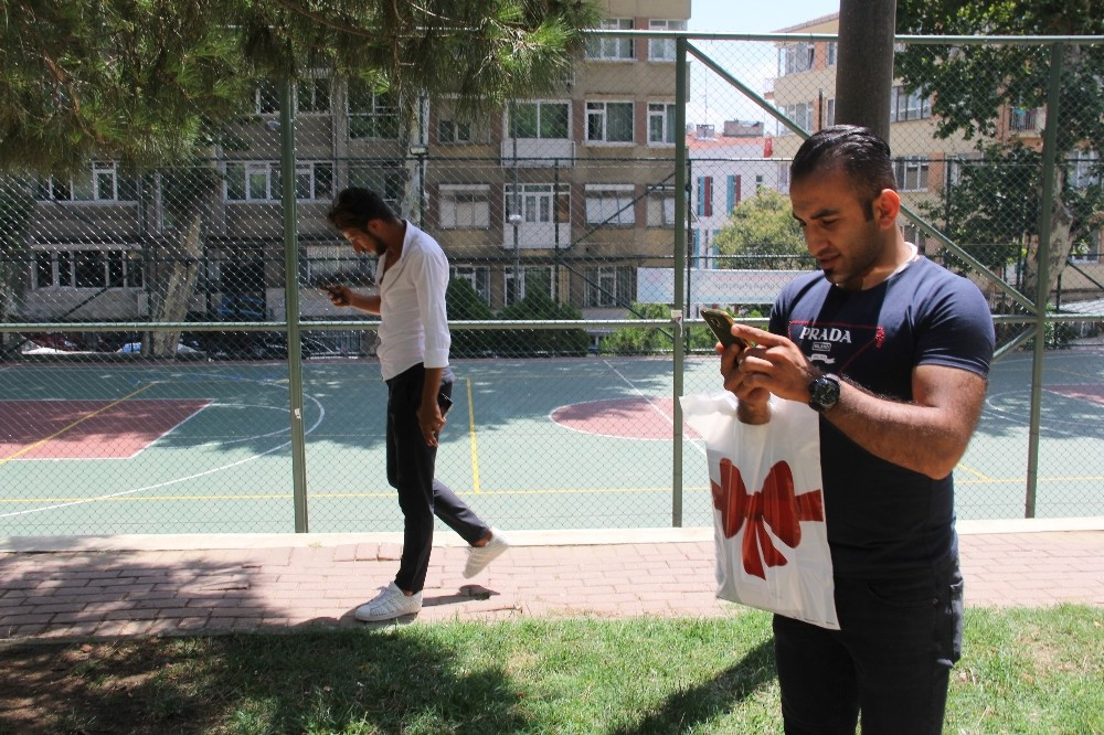 İstanbul sokaklarında Pokemon GO çılgınlığı! - Resim: 4