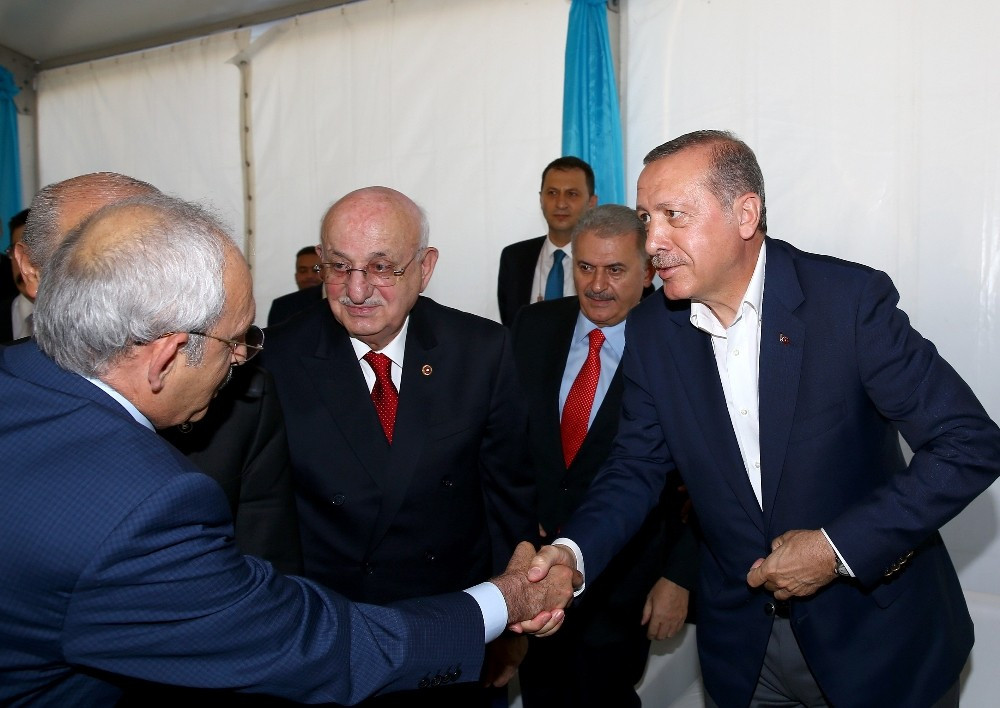 Erdoğan, siyasi parti liderleriyle sohbet etti - Resim: 2