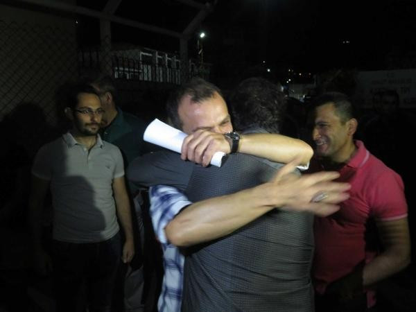 Son dakika haberi: Kumpas davası mağduru Yüzbaşı Murat Eren cezaevinden çıktı - Resim: 2