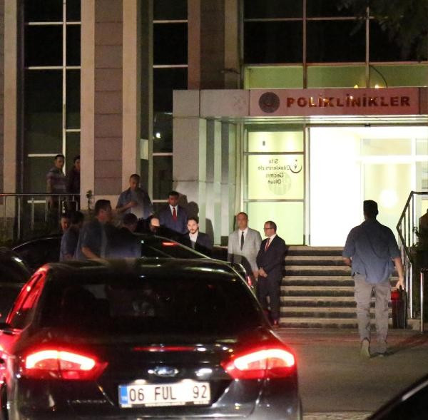 Cumhurbaşkanı Erdoğan, kaza geçiren Albayrak ailesini ziyaret etti - Resim: 5