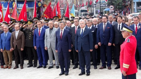 Rize'de Atatürk Anıtı'nın kaldırılmasına tepki - Resim: 2