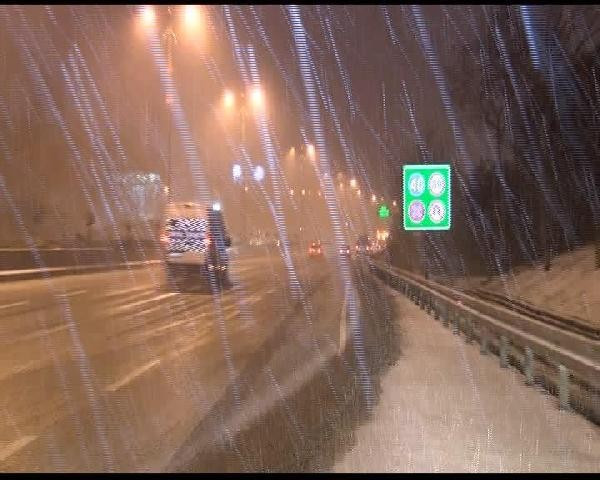 İstanbul'da gece başlayan Kar yağışı devam ediyor - Resim: 6