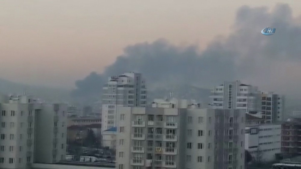 İstanbul’da yangın: Çok sayıda itfaiye ekibi olay yerinde - Resim: 1