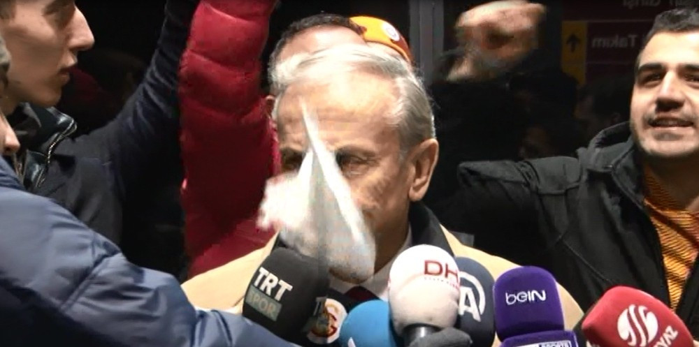 Galatasaray taraftarından canlı yayında protesto - Resim: 1