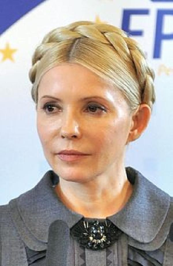 Ukrayna eski başbakanı Timoşenko kadınsı görünmek istiyor - Resim: 1