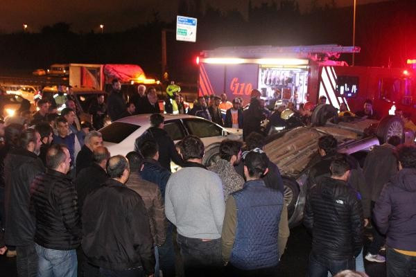 Son dakika haberler: Sefaköy'de feci kaza, takla atan arabanın altında kaldı: 1 ölü - Resim: 2