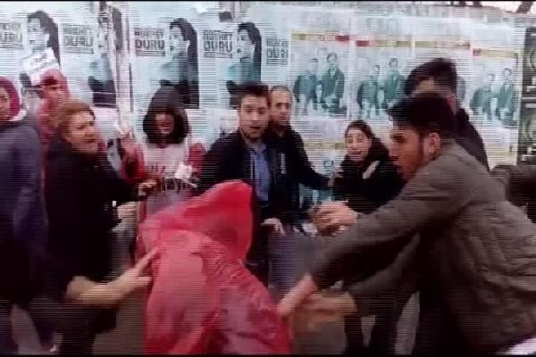 Son dakika haberler: Bakırköy'de Hayır standına saldırı! Kadına vurdu - Resim: 1