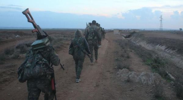 YPG'liler tankları Fırat nehrinden böyle geçirdi - Resim: 2