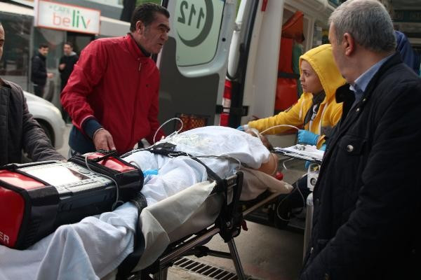 Son dakika haberleri: Hastaneye kaldırılan İbrahim Erkal'ın ilk görüntüsü - Resim: 2